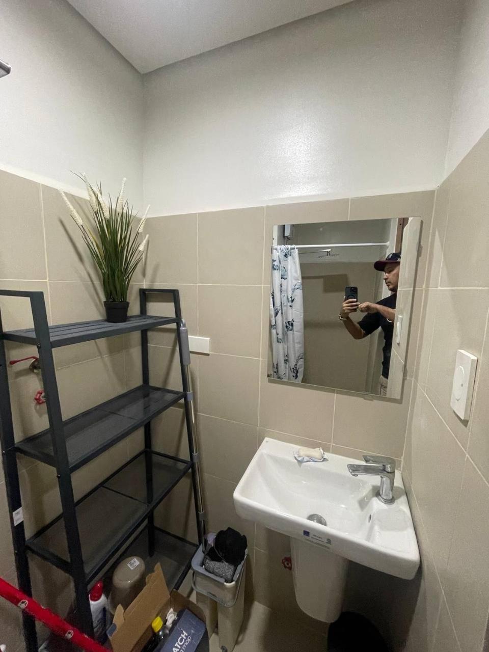 Red Residences Chino Roces Makati Makati City Luaran gambar